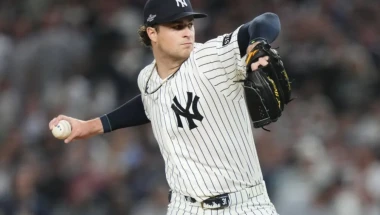 Yankees Crush Red Sox 9-0 as Schlittler Dominates Game 1